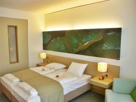 Weihnachten im Lebensquell inkl. festliches Weihnachts-Buffet & Christmette