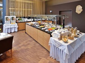 Weihnachten im Lebensquell inkl. festliches Weihnachts-Buffet & Christmette