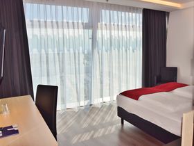 Shoppen im Designer Outlet Parndorf | 2 Nächte im Hotel direkt beim Outlet Center