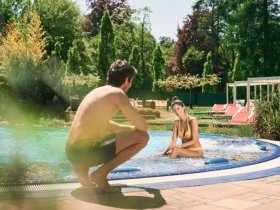 Family Special inkl. 2 Kinder bis 14,9 Jahre inkl. Thermeneintritt & Kids Club