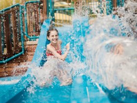 Family Special inkl. 2 Kinder bis 14,9 Jahre inkl. Thermeneintritt & Kids Club
