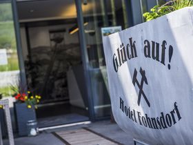 Glücklich erfüllt |  3 Tage Kurzurlaub in der Therme Aqualux inkl. Therme & Vitadome