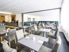 Glücklich erfüllt |  3 Tage Kurzurlaub in der Therme Aqualux inkl. Therme & Vitadome