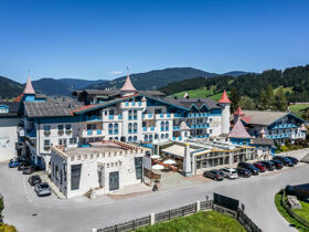 HERBST Wandern & Wellness im 4*S Schlosshotel Lacknerhof