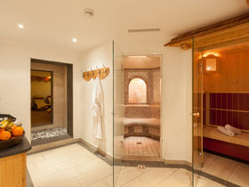 Stubaier Bergweihnacht inkl. Weihnachtsfeier & Galadiner | 4 Nächte