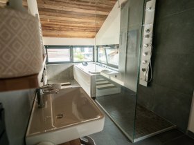 LODGE Weihnachten im privaten Chalet inkl. Christbaum | 4 Nächte