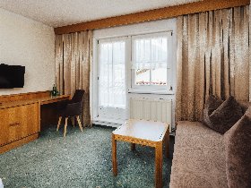 Modellfliegen im Tiroler Oberland inkl. Flugplatzgebühr