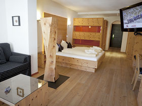 Winterstart-Skiopening im Naudererhof