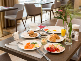 Valentinstag im EMICH'S Hotel- inkl. 3-Gang Menü 