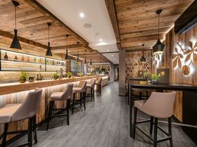 Urlaub mit Geschmack: 4-Gang-Menü & Entspannung in Südtirol | 4 Nächte