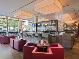 VIP Kurzurlaub in Düsseldorf | 2 Tage inkl. Lounge Zugang