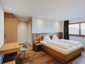 Familienurlaub im Brandnertal mit professioneller Kinderbetreuung | 4 Nächte