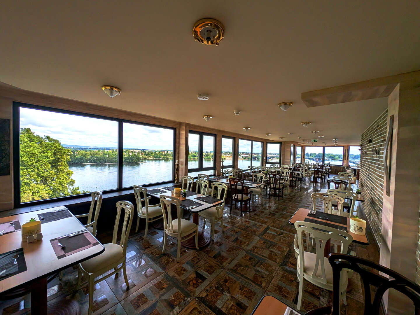 8 Tage Kurzurlaub in Mainz - Auszeit vom Alltag am Rhein