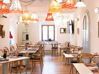 Special 2+1 Nacht geschenkt im Thermen- & Vulkanland, Etageren-Frühstück, E-Bike, GenussCard uvm.