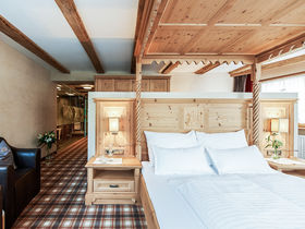 6 Tage Ski Magic Zauber und Wellnessauszeit im 5* Sport- & Genusshotel Silvretta in Ischgl  