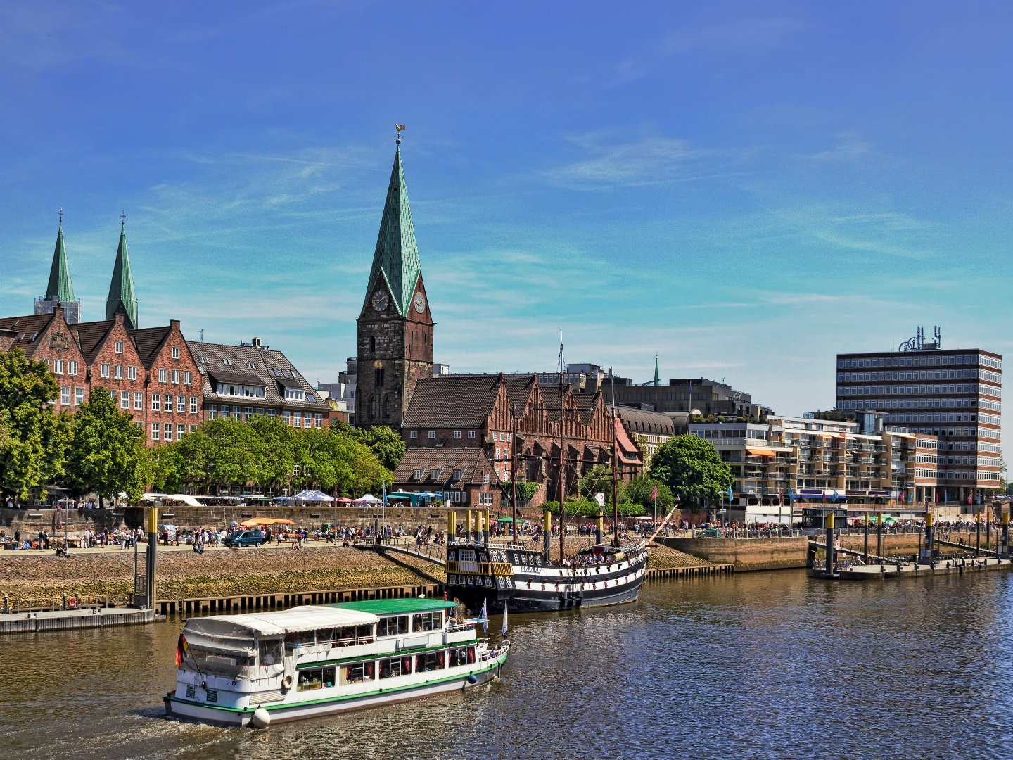  Hotel BOOTSHAUS - Einfach ans Wasser... 3 Tage direkt am Weserradweg in Achim bei Bremen