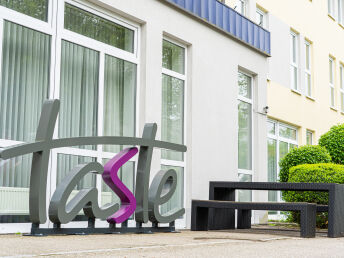 Familienwochenende inklusive Alpakawanderung in Jettingen-Scheppach