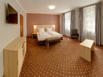 Bild 15 von 27