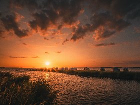 2 Tage Open Air Romantik direkt am Wasser - Schlafen im Schlafstrandkorb inkl. Frühstück