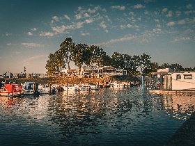 2 Tage Open Air Romantik direkt am Wasser - Schlafen im Schlafstrandkorb inkl. Frühstück