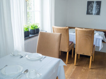 Bild 9 von 24