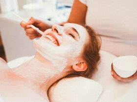 Romantik & Therme - Auszeit zu Zweit inkl. reservierter Kuschelliege 