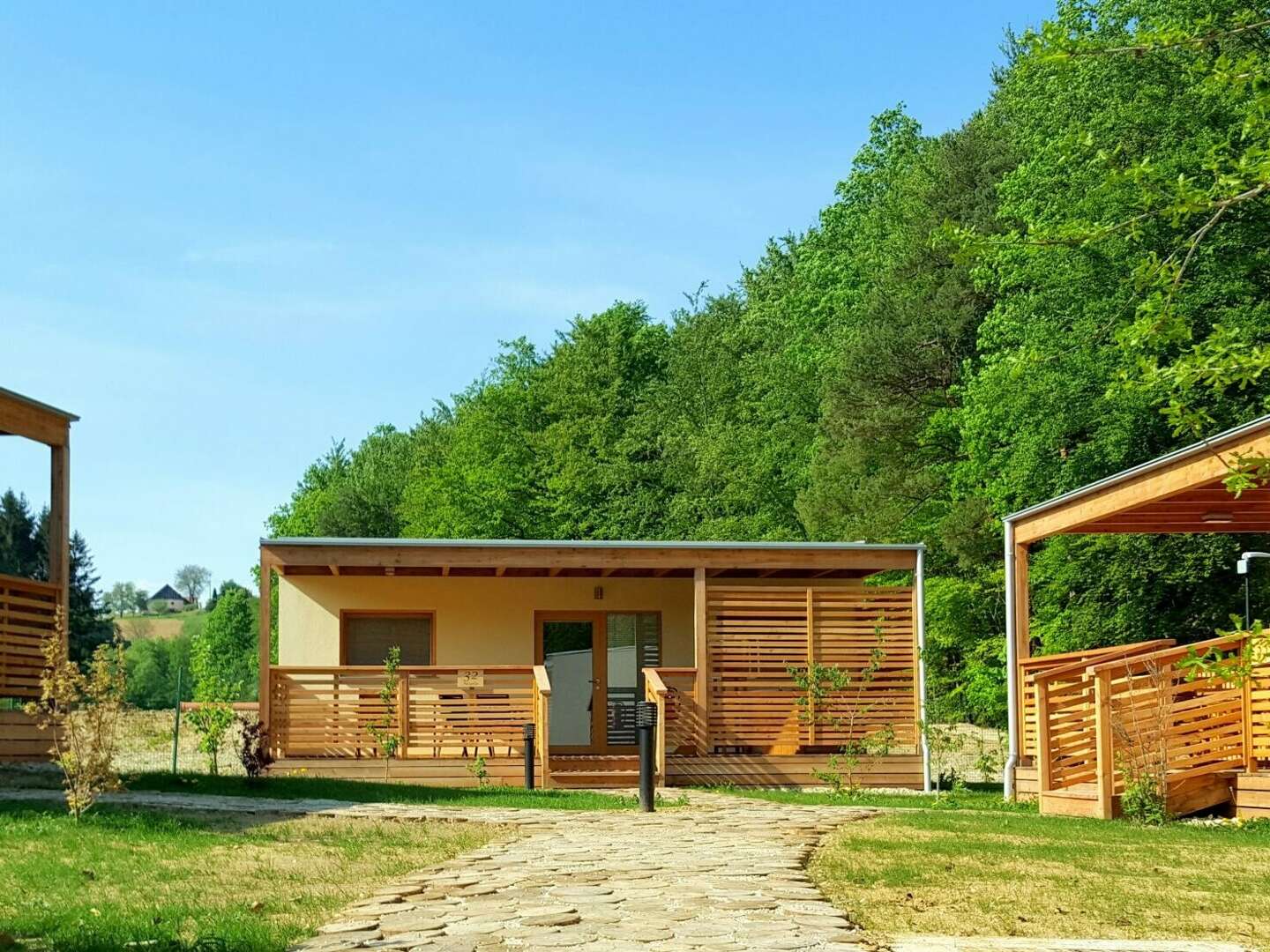 AKTION: Frühlingsstart in der Glamping Villa mit Frühstück | 3 Nächte