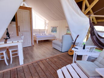 AKTION: Frühlingsstart in der Glamping Villa mit Frühstück | 3 Nächte