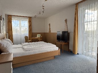 Bild 10 von 17