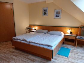 Radfahren im Südburgenland inkl. Verkostung sowie Rabatt auf E-Bike-Verleih & Therme