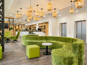 Entdecken Sie die Karl-Marx-Stadt und das Erzgebirge – im Super 8 by Wyndham Chemnitz