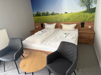 Bild 6 von 18