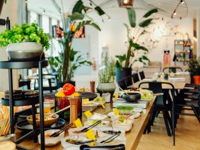 FreundInnen Auszeit im Kunsthotel l 2 Tage Städtereise Graz 