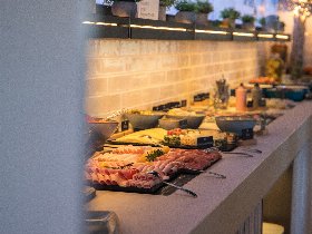 Zeit für langsame Momente inkl. 1 x Dinner & Welnamisliege