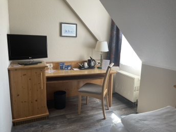 Bild 10 von 32