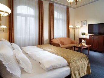 8 Tage Kuraufenthalt inkl. 20 Wellnessanwendungen im Excelsior Hotel 