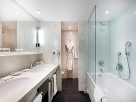 Kurzurlaub in Düsseldorf am Rheinufer - 2 Tage