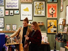 Kurzurlaub in Düsseldorf am Rheinufer - 2 Tage