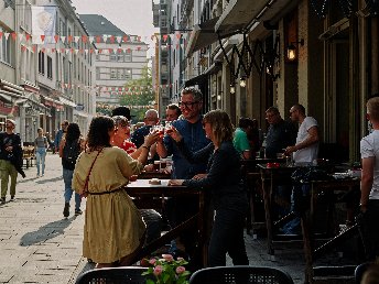 Kurzurlaub in Düsseldorf am Rheinufer - 2 Tage