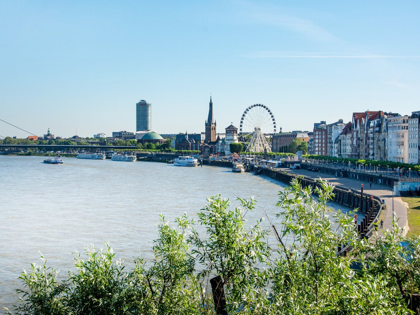Kurzurlaub in Düsseldorf am Rheinufer - 2 Tage