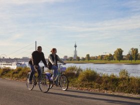 Kurzurlaub in Düsseldorf am Rheinufer - 2 Tage