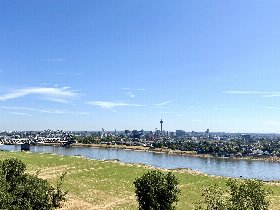 Kurzurlaub in Düsseldorf am Rheinufer - 2 Tage
