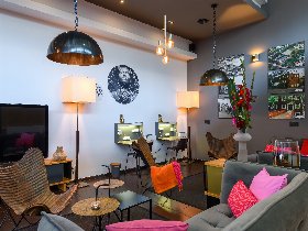 2 Tage in der City - Romantische Verwöhnauszeit in Dortmund mit Sekt & Therme