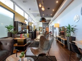 2 Tage in der City - Romantische Verwöhnauszeit in Dortmund mit Sekt & Therme