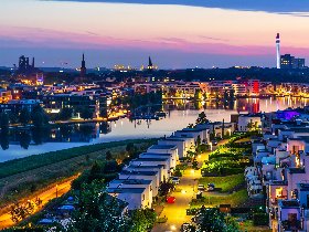 2 Tage in der City - Romantische Verwöhnauszeit in Dortmund mit Sekt & Therme