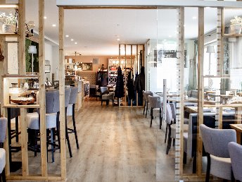 Bild 10 von 27