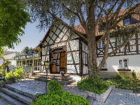 4 Tage Bodensee zum Kennenlernen im Romantik Hotel inkl. Vier-Gang-Menü & Blumeninsel Mainau