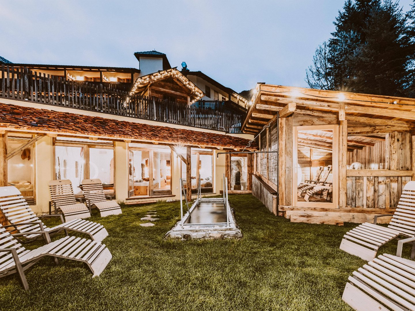 Familienzeit deluxe in den Südtiroler Dolomiten inkl. Halbpension  | 5 Nächte   