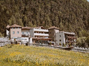 Familienzeit deluxe in den Südtiroler Dolomiten inkl. Halbpension  | 5 Nächte   