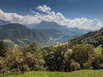 Wanderlust & Wellness in den Südtiroler Dolomiten mit Lüsen-Gästekarte & Halbpension | 3 Nächte 